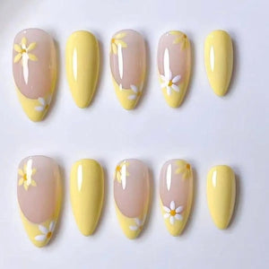 Elegant Bow Nail Set