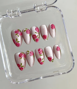 Elegant Bow Nail Set
